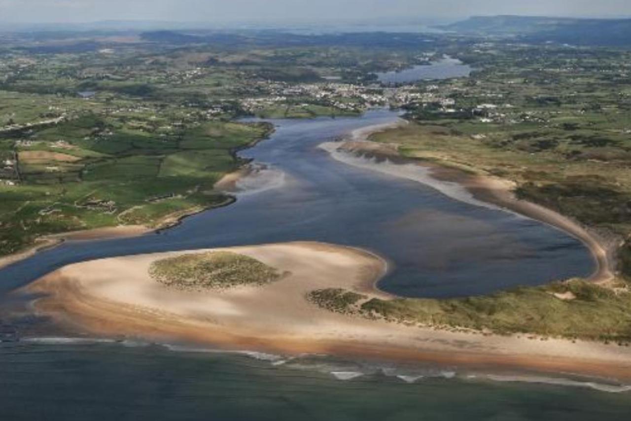 Villa Wild Atlantic Way - Retreat - Sleeps 12 à Ballyshannon Extérieur photo